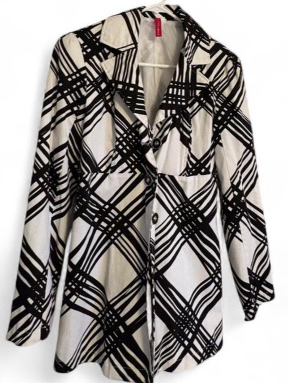 Black & White Plaid Button-Front Women's coat Small heart soul with belt